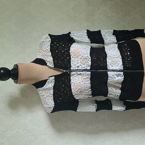 Black and White Striped Lace Top with Zipper, Size PM